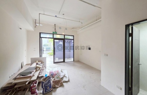 皇普雲鼎｜全新雙層金店面Ｓ５《臨光明六路正路旁》