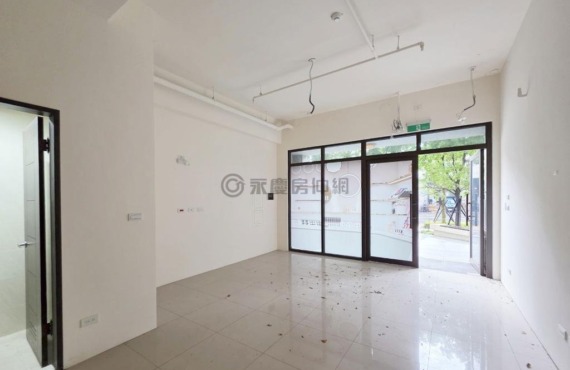 皇普雲鼎｜全新雙層金店面Ｓ８《臨光明六路正路旁》
