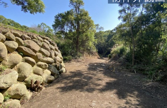 香山財神廟旁大湖路巷內有路田