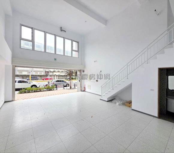 嘉定旬美｜全新珍藏大面寬店面《竹光西大熱絡商圈》
