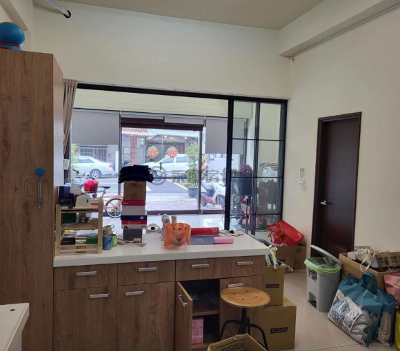 南寮延平邊間5.2米寬透店