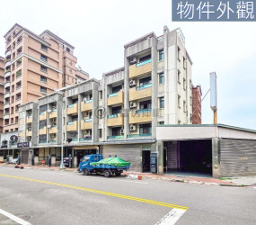 縣府特區｜百坪角間電梯大透店《超大地坪、好停車》